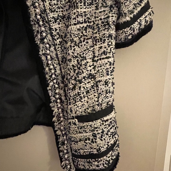 McGinn Kitty Short Sleeve Black Tweed Jacket in Size 4 - Picture 6 of 11